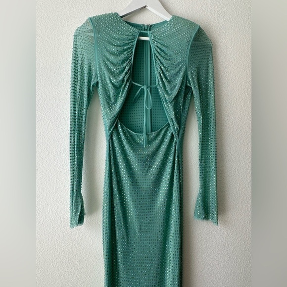 SELF PORTRAIT | pale blue rhinestone midi Longsleeve cut out - Picture 9 of 14